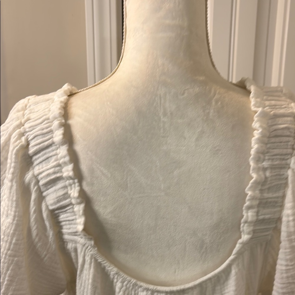 Beachlunchlounge White Smocked Blouse Relaxed Fit Size Medium - Picture 6 of 9